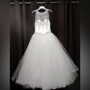 White wedding dress. Cleaned and preserved